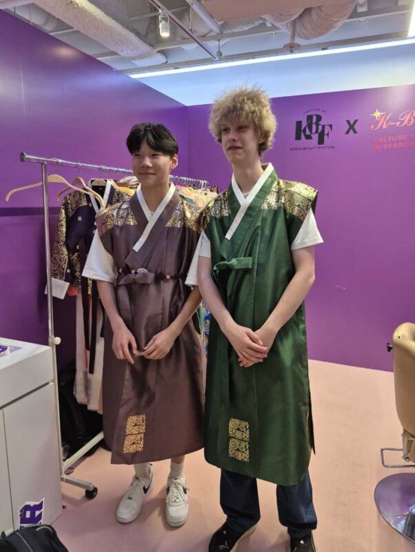 Korean Summer Camp Programs for Teens